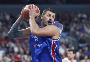 扛起球队！约基奇小组赛场均砍20.2分9.2板4.4助 投篮命中率65.5%