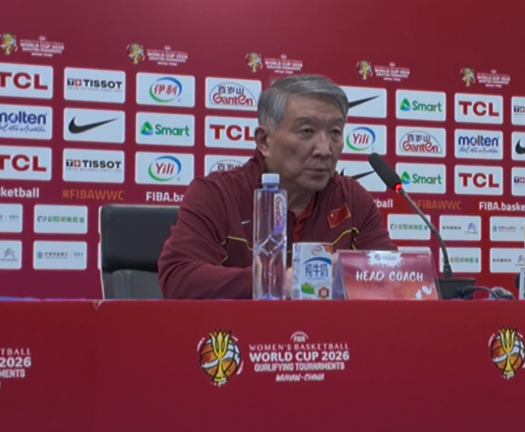 爱游戏体育-胜捷克发布会！宫鲁鸣总结攻守不足，韩旭直呼王治郅教会脚步！